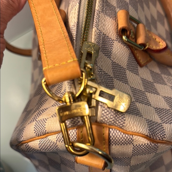 Louis Vuitton Tan and Cream Satchel - Picture 3 of 7